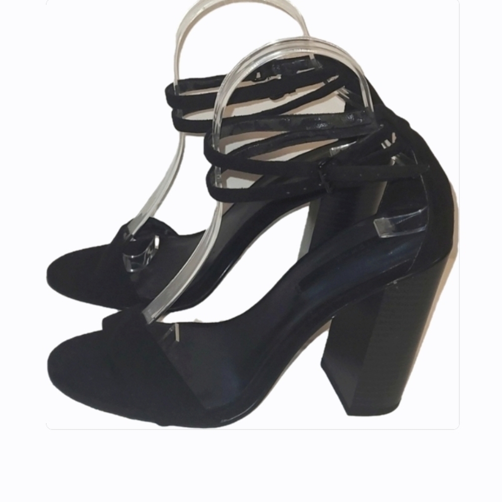 ZARA Strappy Block Heel Sandals Black